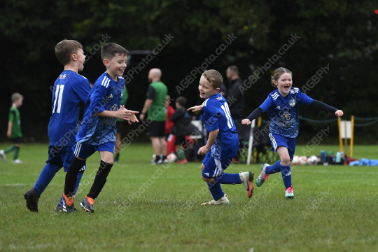 Astley & Buckshaw Juniors White vs Penwortham St Teresa's FC Black, Under 8, Football, Penwortham, UK - 20 Sep 2025