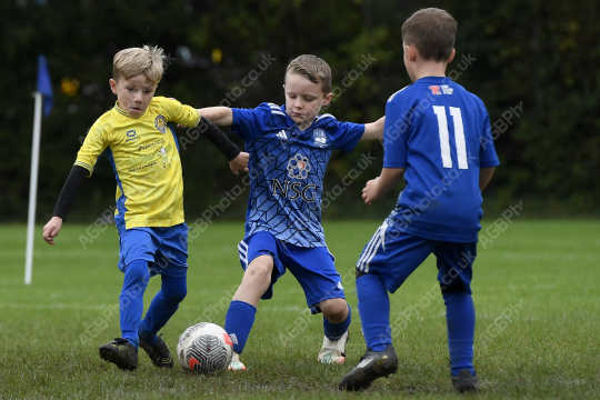 Astley & Buckshaw Juniors White vs Penwortham St Teresa's FC Black, Under 8, Football, Penwortham, UK - 20 Sep 2025
