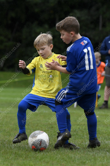 Astley & Buckshaw Juniors White vs Penwortham St Teresa's FC Black, Under 8, Football, Penwortham, UK - 20 Sep 2025