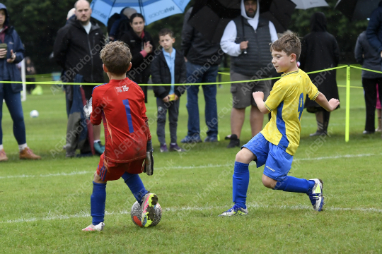Astley & Buckshaw Juniors White vs Penwortham St Teresa's FC Black, Under 8, Football, Penwortham, UK - 20 Sep 2025