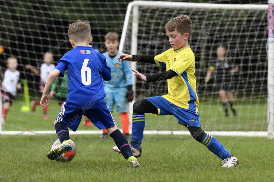 Astley & Buckshaw Juniors White vs Penwortham St Teresa's FC Black, Under 8, Football, Penwortham, UK - 20 Sep 2025