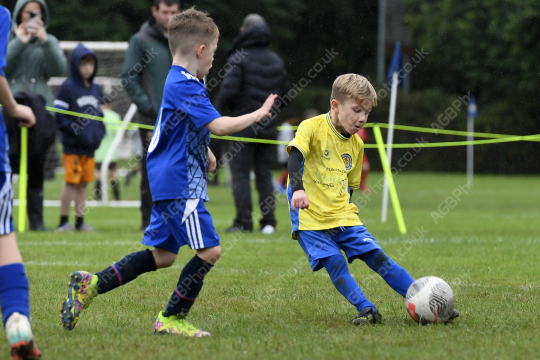 Astley & Buckshaw Juniors White vs Penwortham St Teresa's FC Black, Under 8, Football, Penwortham, UK - 20 Sep 2025