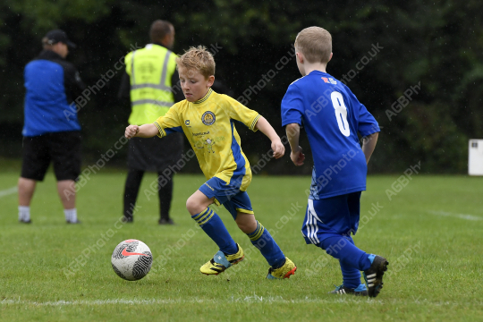 Astley & Buckshaw Juniors White vs Penwortham St Teresa's FC Black, Under 8, Football, Penwortham, UK - 20 Sep 2025