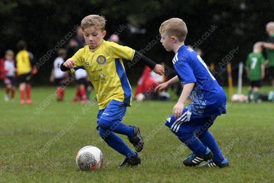Astley & Buckshaw Juniors White vs Penwortham St Teresa's FC Black, Under 8, Football, Penwortham, UK - 20 Sep 2025