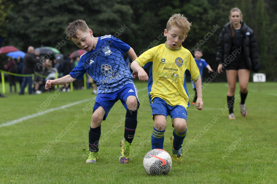 Astley & Buckshaw Juniors White vs Penwortham St Teresa's FC Black, Under 8, Football, Penwortham, UK - 20 Sep 2025