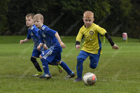 Astley & Buckshaw Juniors White vs Penwortham St Teresa's FC Black, Under 8, Football, Penwortham, UK - 20 Sep 2025