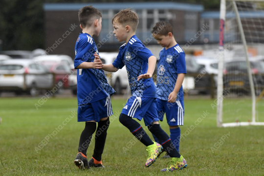 Astley & Buckshaw Juniors White vs Penwortham St Teresa's FC Black, Under 8, Football, Penwortham, UK - 20 Sep 2025