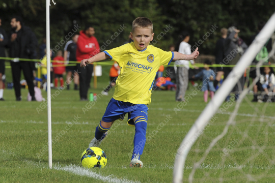 Penwortham St Teresa's FC Blue vs Bamber Bridge United Blue, Under 7, Football, Penwortham, UK - 13 Sep 2025