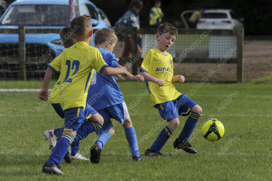 Penwortham St Teresa's FC Blue vs Bamber Bridge United Blue, Under 7, Football, Penwortham, UK - 13 Sep 2025