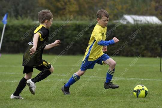 Penwortham St Teresa's FC Red vs Springfields Black, Under 8, Football, Penwortham, UK - 18 Oct 2025