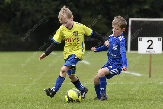 Penwortham St Teresa's FC White vs Astley & Buckshaw Juniors Blue, Under 7, Football, Penwortham, UK - 27 Sep 2025