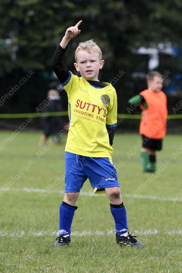 Penwortham St Teresa's FC White vs Astley & Buckshaw Juniors Blue, Under 7, Football, Penwortham, UK - 27 Sep 2025