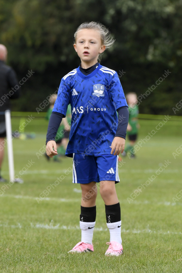 Penwortham St Teresa's FC White vs Astley & Buckshaw Juniors Blue, Under 7, Football, Penwortham, UK - 27 Sep 2025