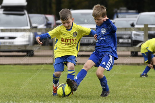 Penwortham St Teresa's FC White vs Astley & Buckshaw Juniors Blue, Under 7, Football, Penwortham, UK - 27 Sep 2025