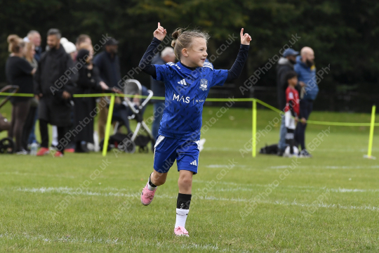 Penwortham St Teresa's FC White vs Astley & Buckshaw Juniors Blue, Under 7, Football, Penwortham, UK - 27 Sep 2025