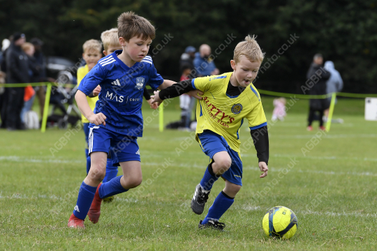 Penwortham St Teresa's FC White vs Astley & Buckshaw Juniors Blue, Under 7, Football, Penwortham, UK - 27 Sep 2025