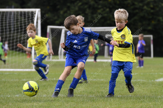 Penwortham St Teresa's FC White vs Astley & Buckshaw Juniors Blue, Under 7, Football, Penwortham, UK - 27 Sep 2025
