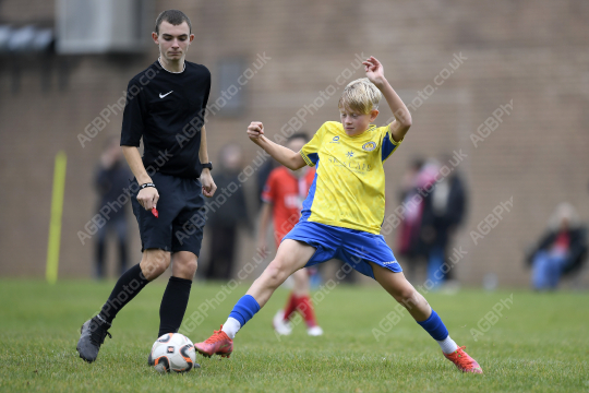 Penwortham St Teresa's FC Yellow vs Prodigy Futbol Lab, Under 13, Football, Penwortham, UK - 28 Sep 2025