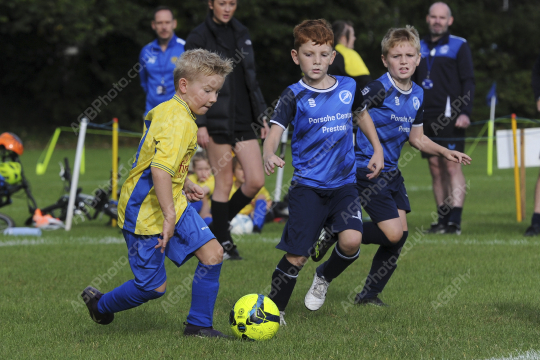 Sir Tom Finney FC Blue vs Penwortham St Teresa's FC Blue, Under 8, Football, Penwortham, UK - 13 Sep 2025