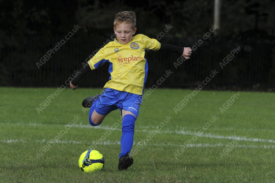 Sir Tom Finney FC Blue vs Penwortham St Teresa's FC Blue, Under 8, Football, Penwortham, UK - 13 Sep 2025