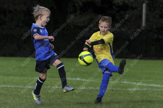 Sir Tom Finney FC Blue vs Penwortham St Teresa's FC Blue, Under 8, Football, Penwortham, UK - 13 Sep 2025