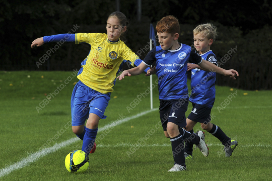 Sir Tom Finney FC Blue vs Penwortham St Teresa's FC Blue, Under 8, Football, Penwortham, UK - 13 Sep 2025