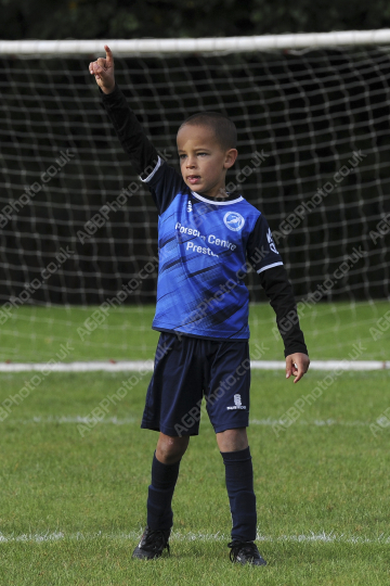 Sir Tom Finney FC Blue vs Penwortham St Teresa's FC Blue, Under 8, Football, Penwortham, UK - 13 Sep 2025