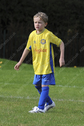 Sir Tom Finney FC Blue vs Penwortham St Teresa's FC Blue, Under 8, Football, Penwortham, UK - 13 Sep 2025