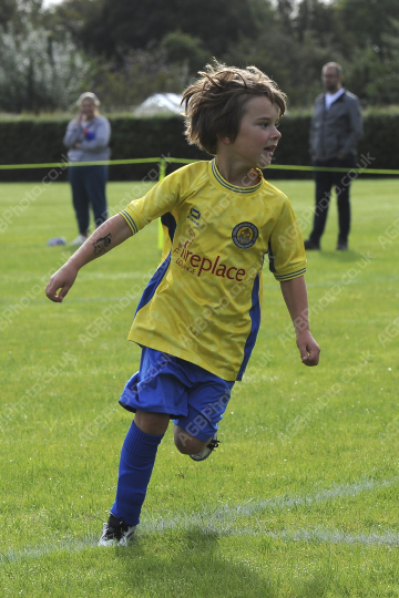 Sir Tom Finney FC Blue vs Penwortham St Teresa's FC Blue, Under 8, Football, Penwortham, UK - 13 Sep 2025