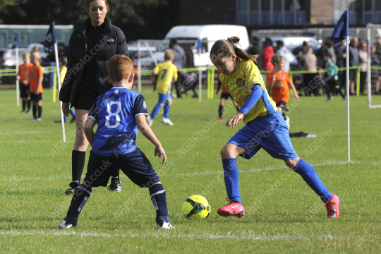 Sir Tom Finney FC Blue vs Penwortham St Teresa's FC Blue, Under 8, Football, Penwortham, UK - 13 Sep 2025