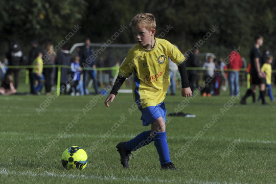 Sir Tom Finney FC Blue vs Penwortham St Teresa's FC Blue, Under 8, Football, Penwortham, UK - 13 Sep 2025