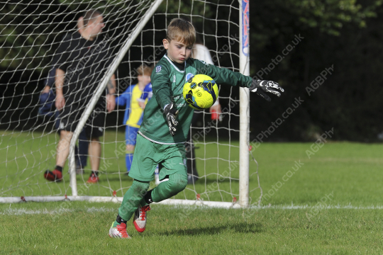 Sir Tom Finney FC Blue vs Penwortham St Teresa's FC Blue, Under 8, Football, Penwortham, UK - 13 Sep 2025