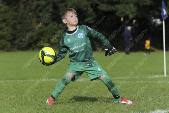 Sir Tom Finney FC Blue vs Penwortham St Teresa's FC Blue, Under 8, Football, Penwortham, UK - 13 Sep 2025