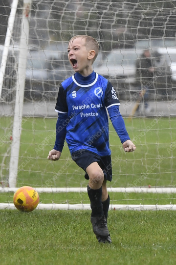 Sir Tom Finney FC Blue vs Penwortham St Teresas FC White (45)