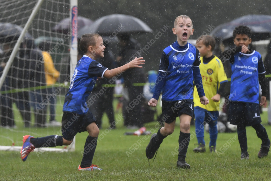 Sir Tom Finney FC Blue vs Penwortham St Teresa's FC White, Under 7, Football, Penwortham, UK - 20 Sep 2025
